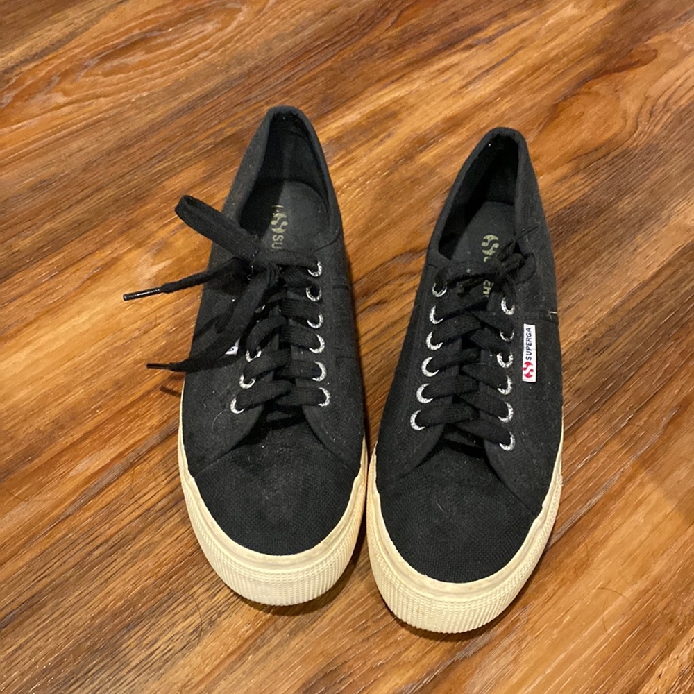 Platform supergas sneakers